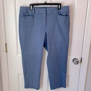 LOFT curvy blue capris, size 14, excellent condition